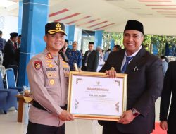 Polres Maros Terima Penghargaan dari Bupati pada Upacara Hari Pendidikan Nasional