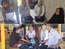 Bersama Pendamping PKH, Dukcapil Maros Rekam e-KTP Lansia dan Disabilitas Langsung di Rumah